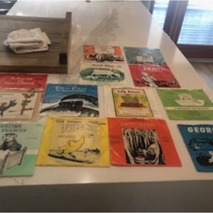 Vintage from 70s 13 Children’s records 331/2 rpm 13 of them with jackets